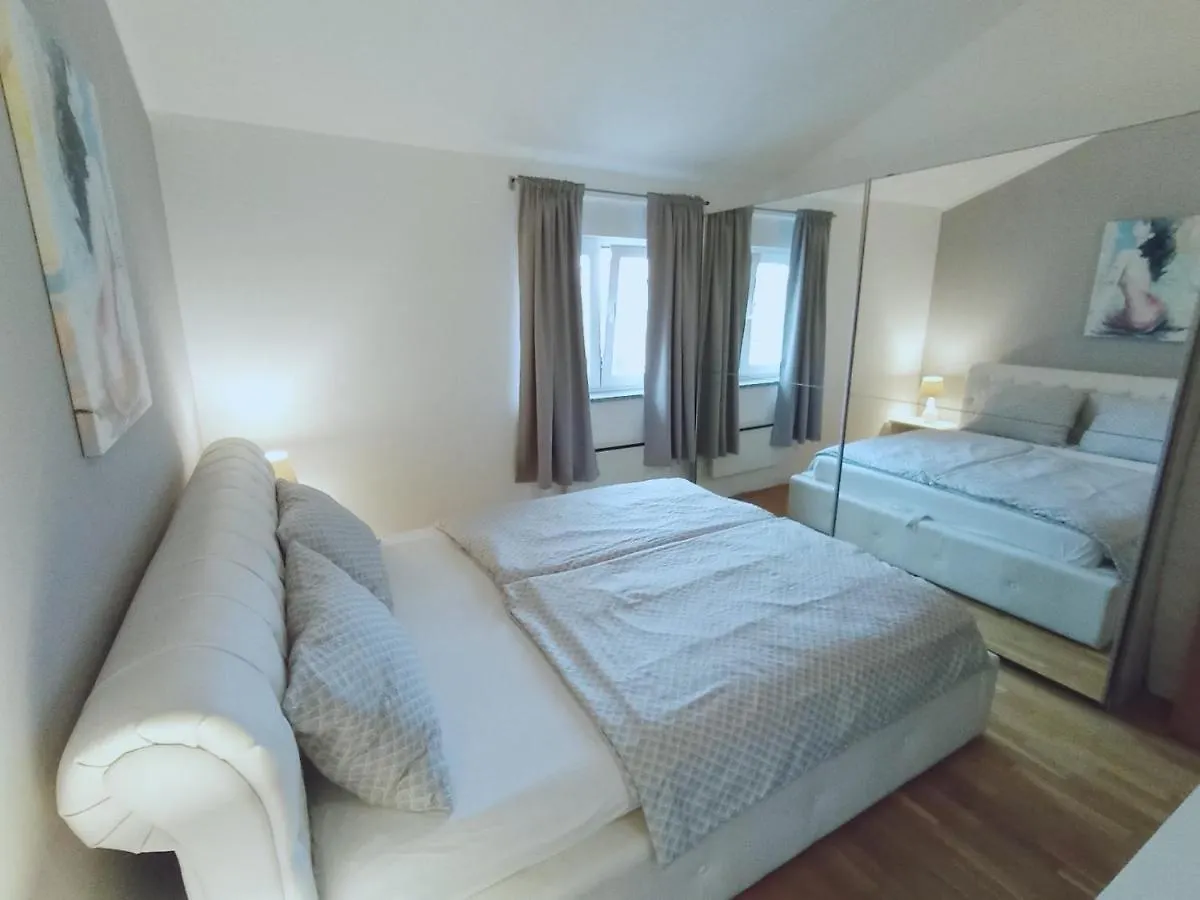Apartment Anita Ουμάγκ