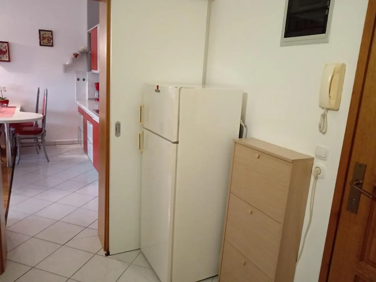 אומאג Apartment Anita