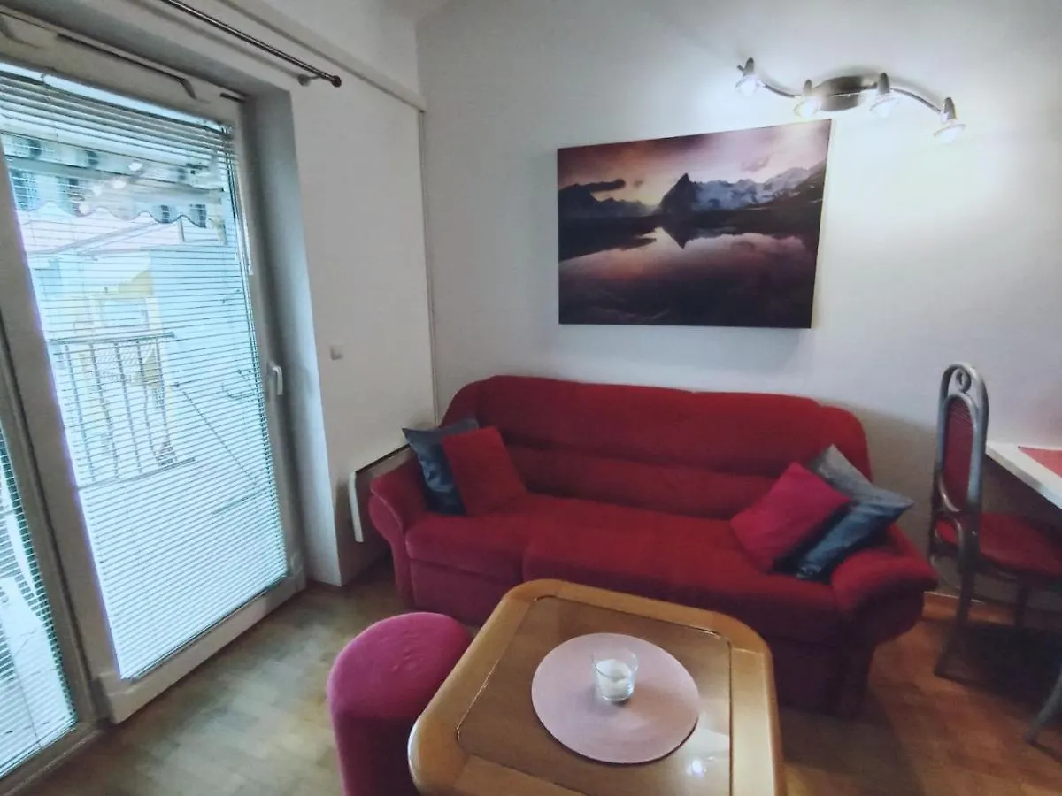 אומאג Apartment Anita