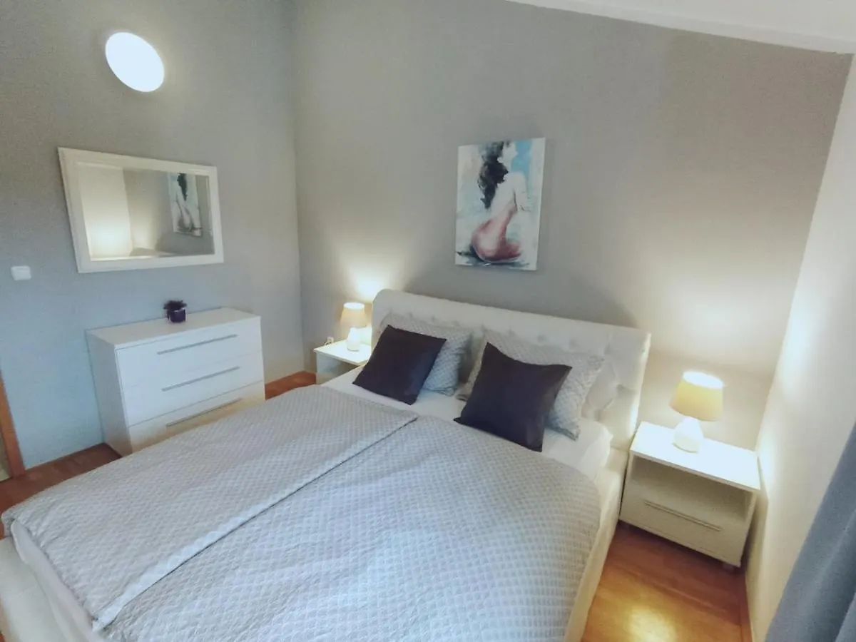 אומאג Apartment Anita